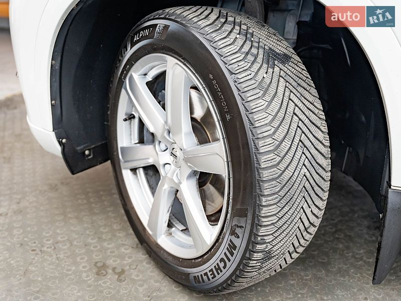 Внедорожник / Кроссовер Volvo XC90 2019 в Киеве