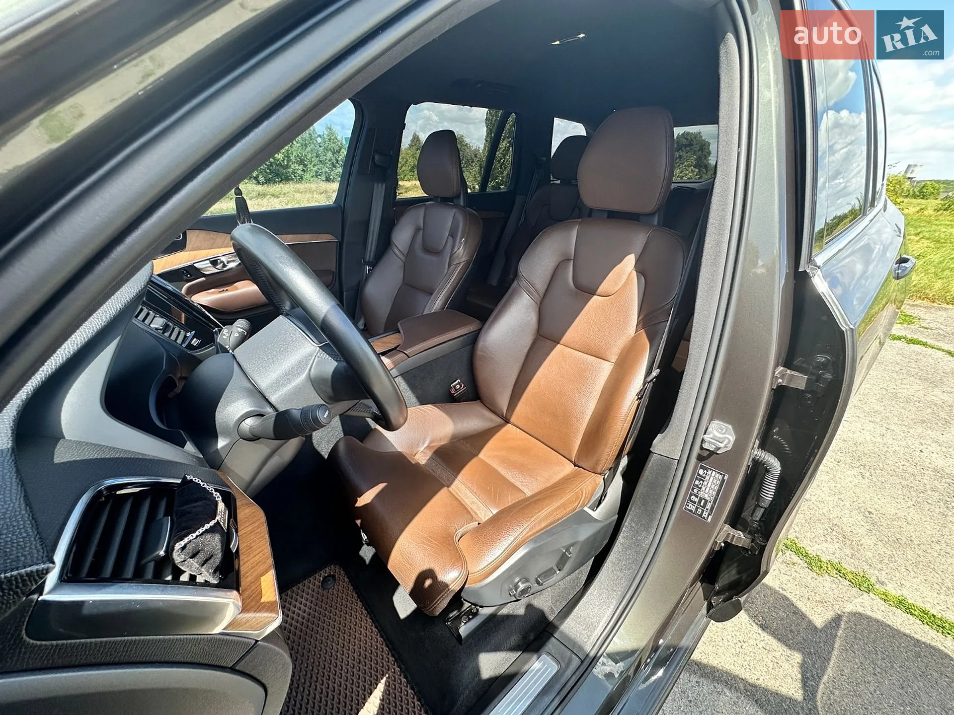 2021 Volvo XC90 - мініатюра 25