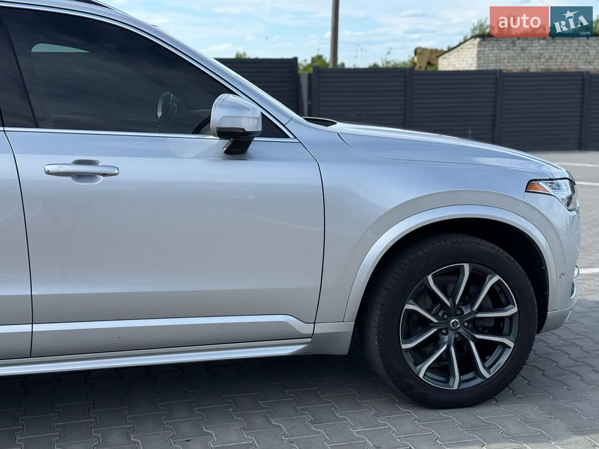 2016 Volvo XC90 - мініатюра 16