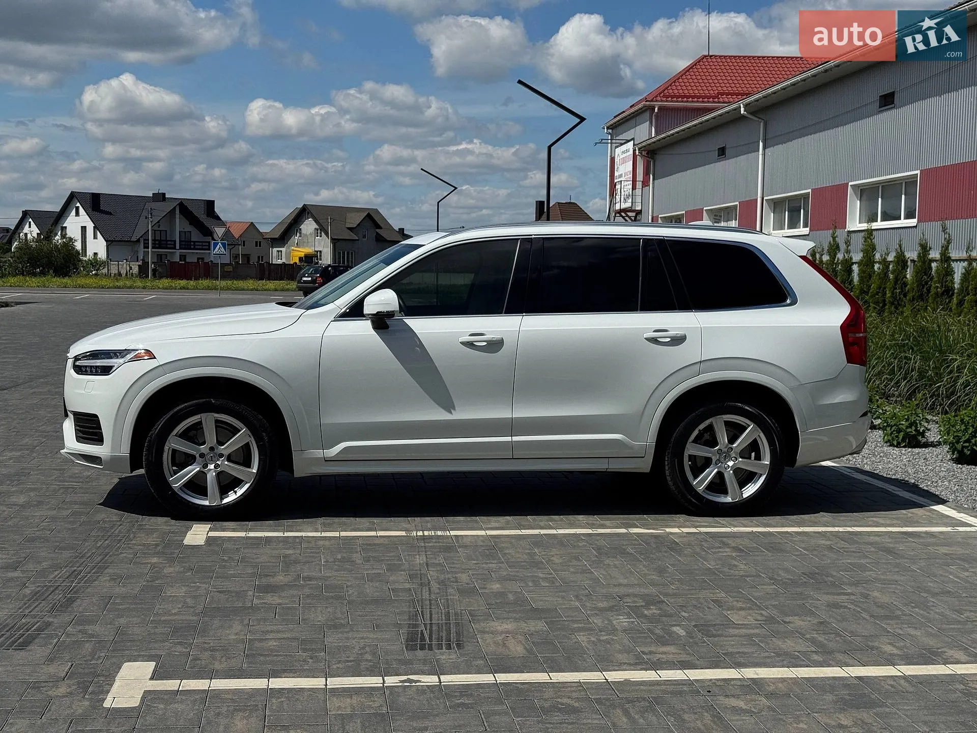 2020 Volvo XC90 - мініатюра 10