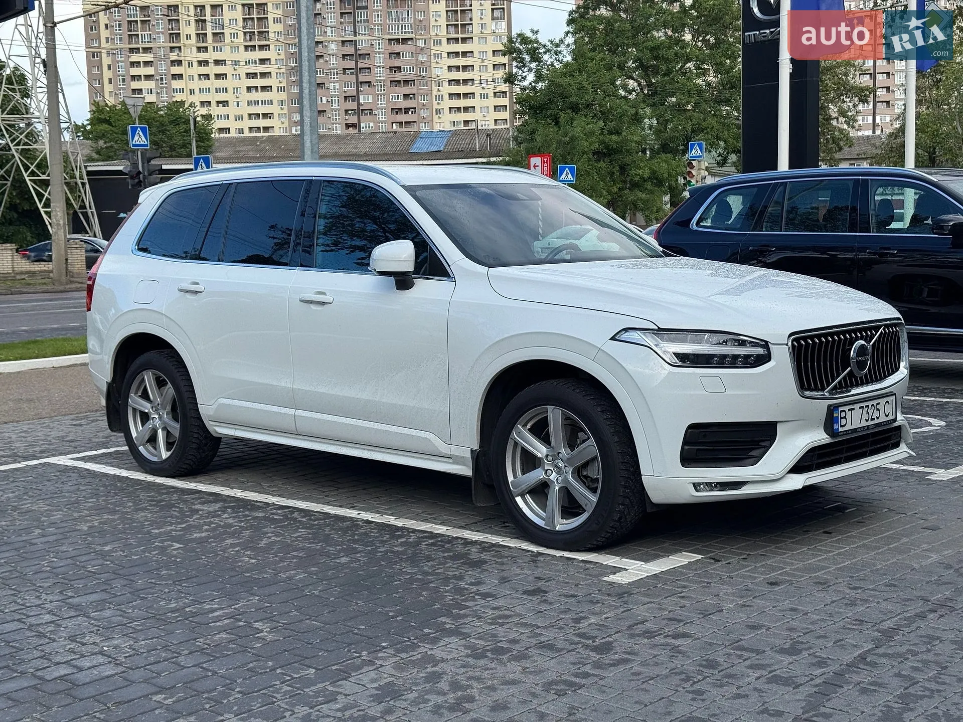 2020 Volvo XC90 - мініатюра 9