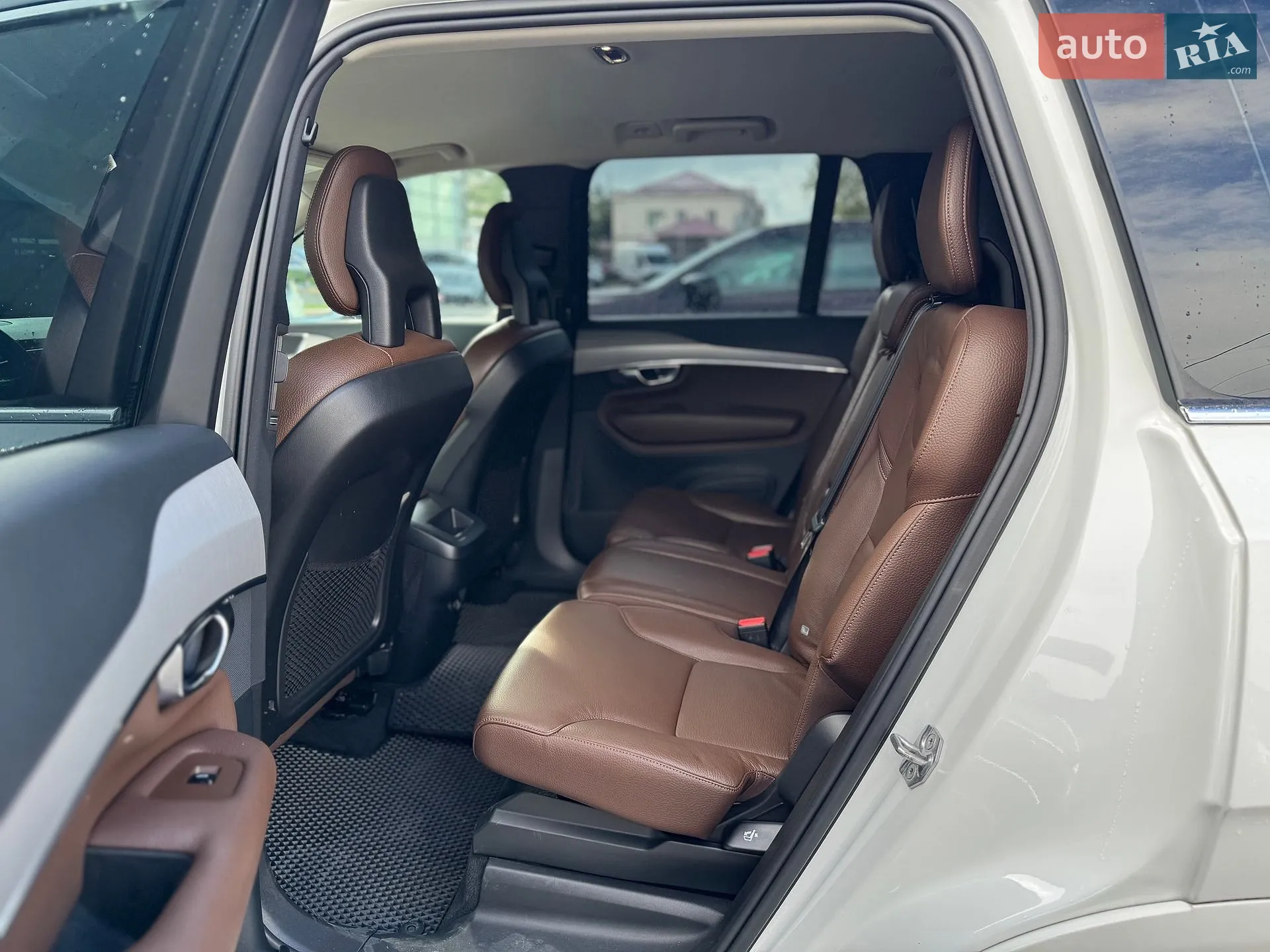2020 Volvo XC90 - мініатюра 16