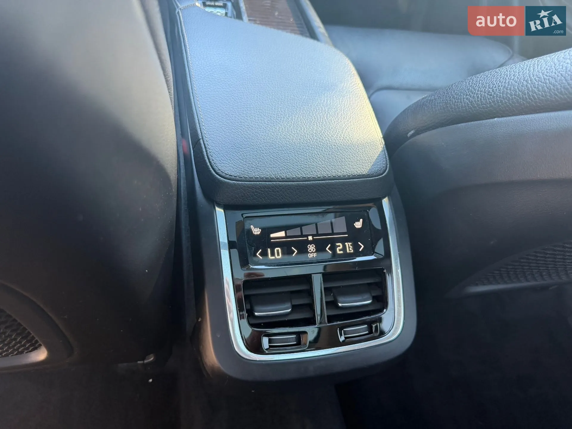2016 Volvo XC90 - мініатюра 26
