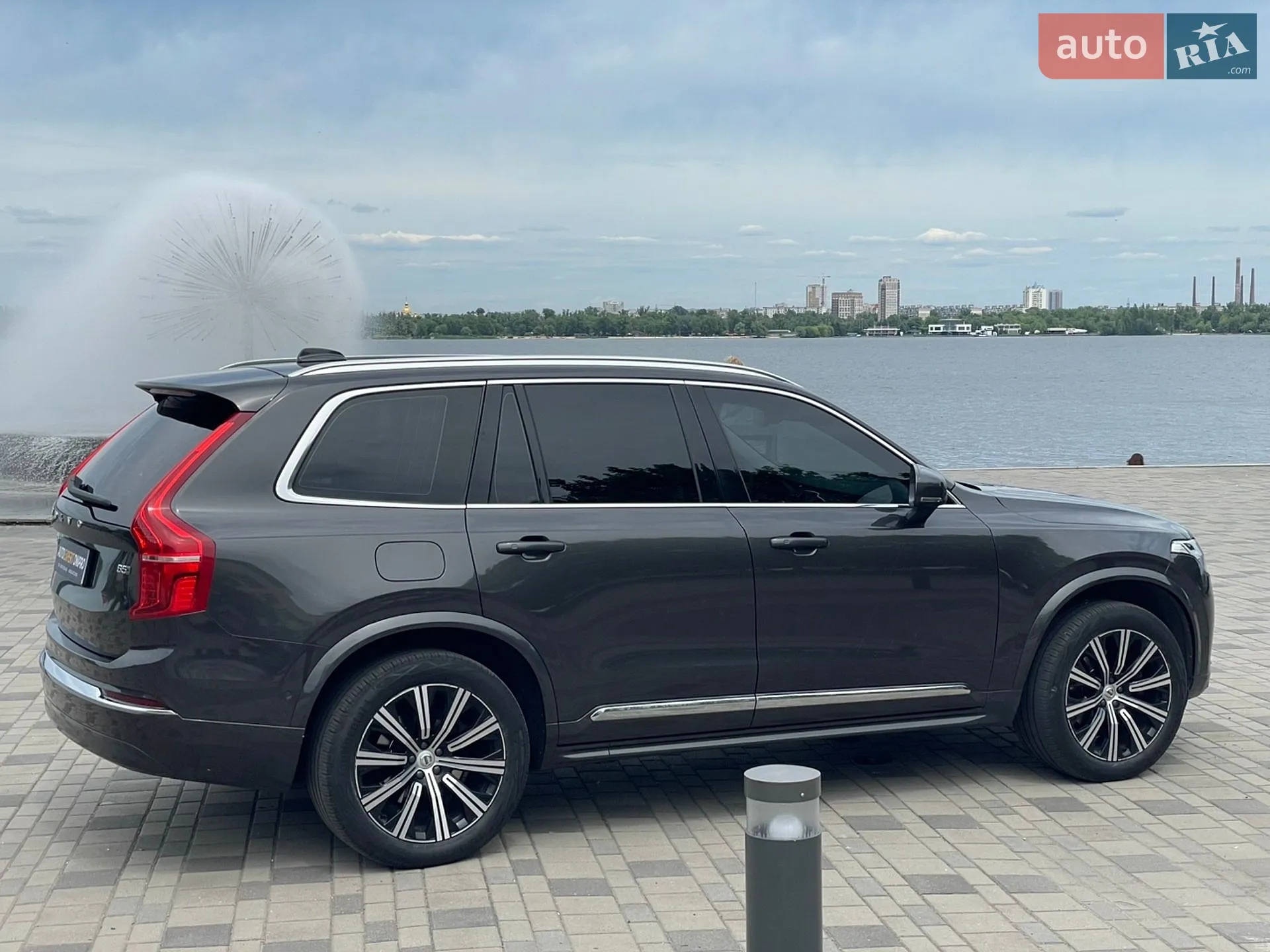 2023 Volvo XC90 - мініатюра 12