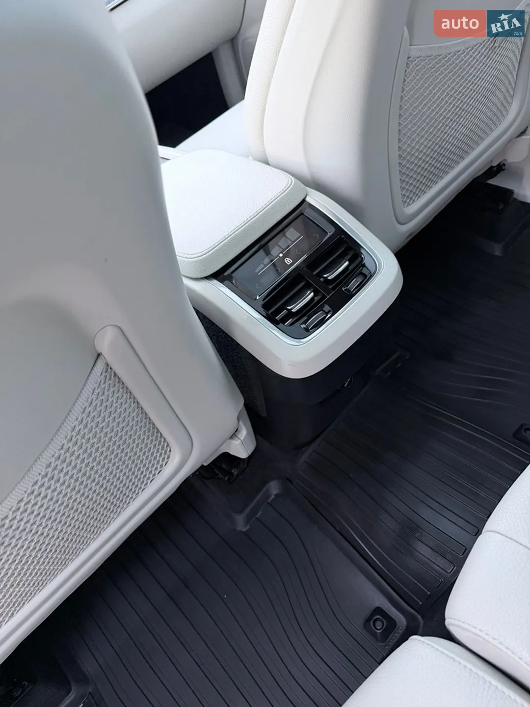 2019 Volvo XC90 - мініатюра 35