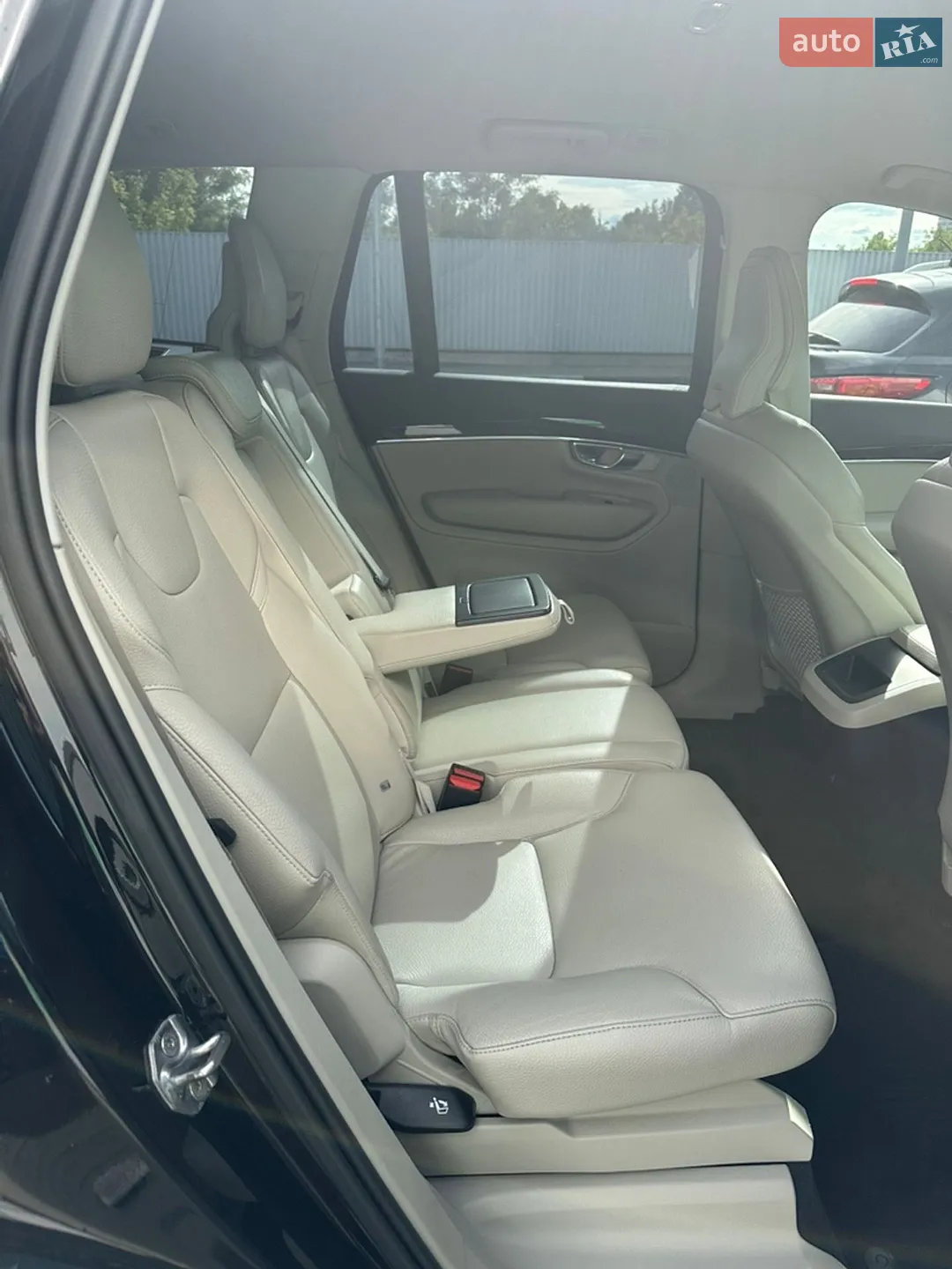 2018 Volvo XC90 - мініатюра 9