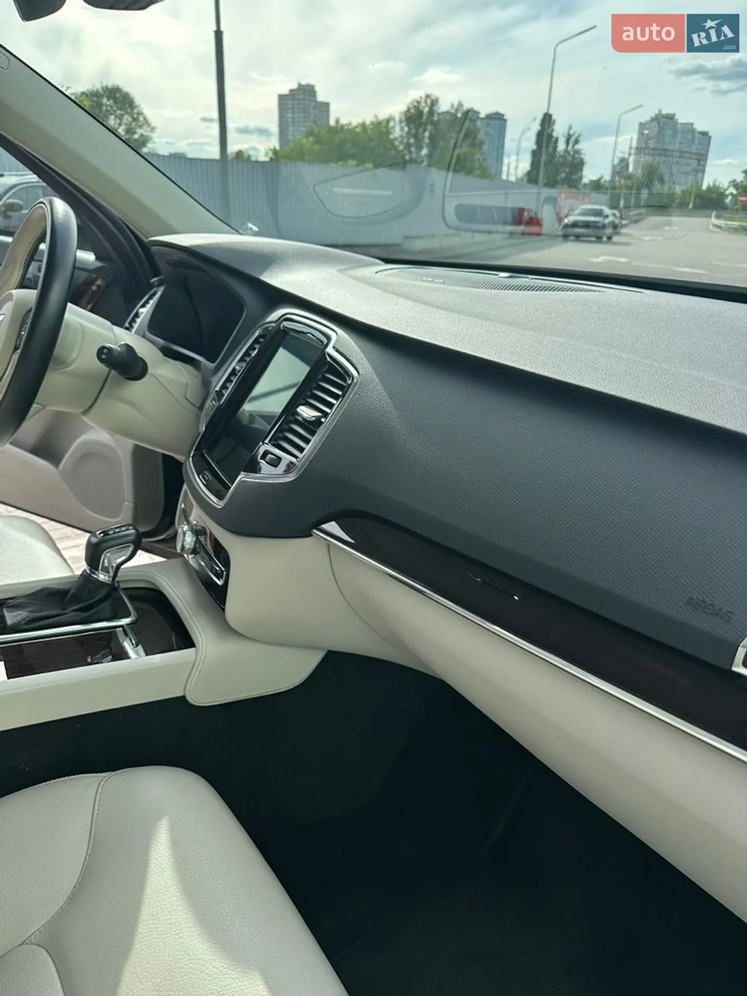 2018 Volvo XC90 - мініатюра 10
