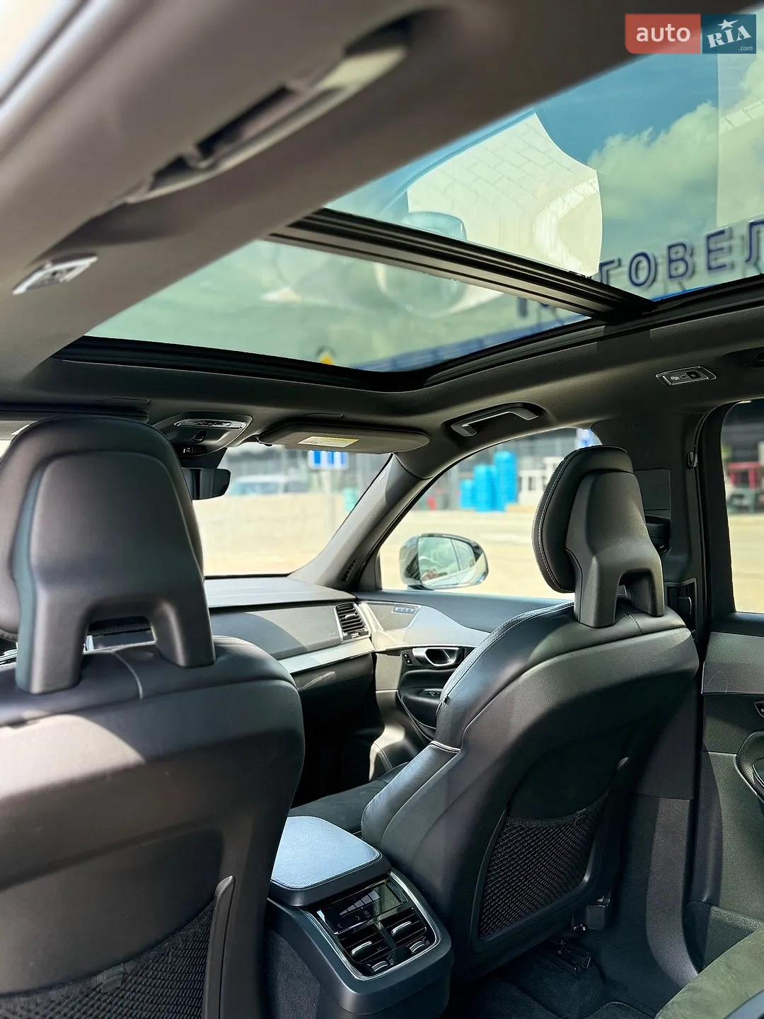 2017 Volvo XC90 - мініатюра 15