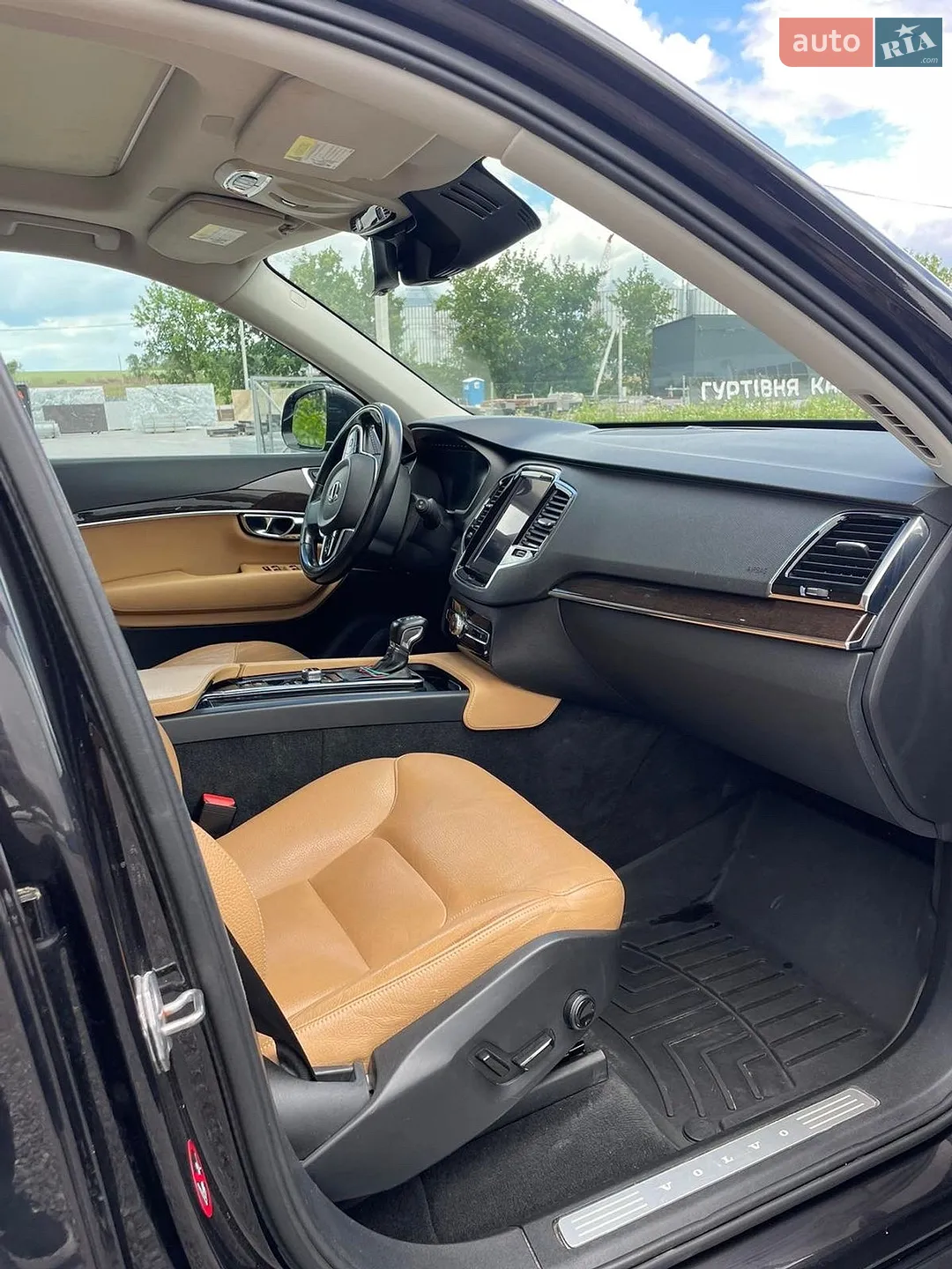 2015 Volvo XC90 - мініатюра 9
