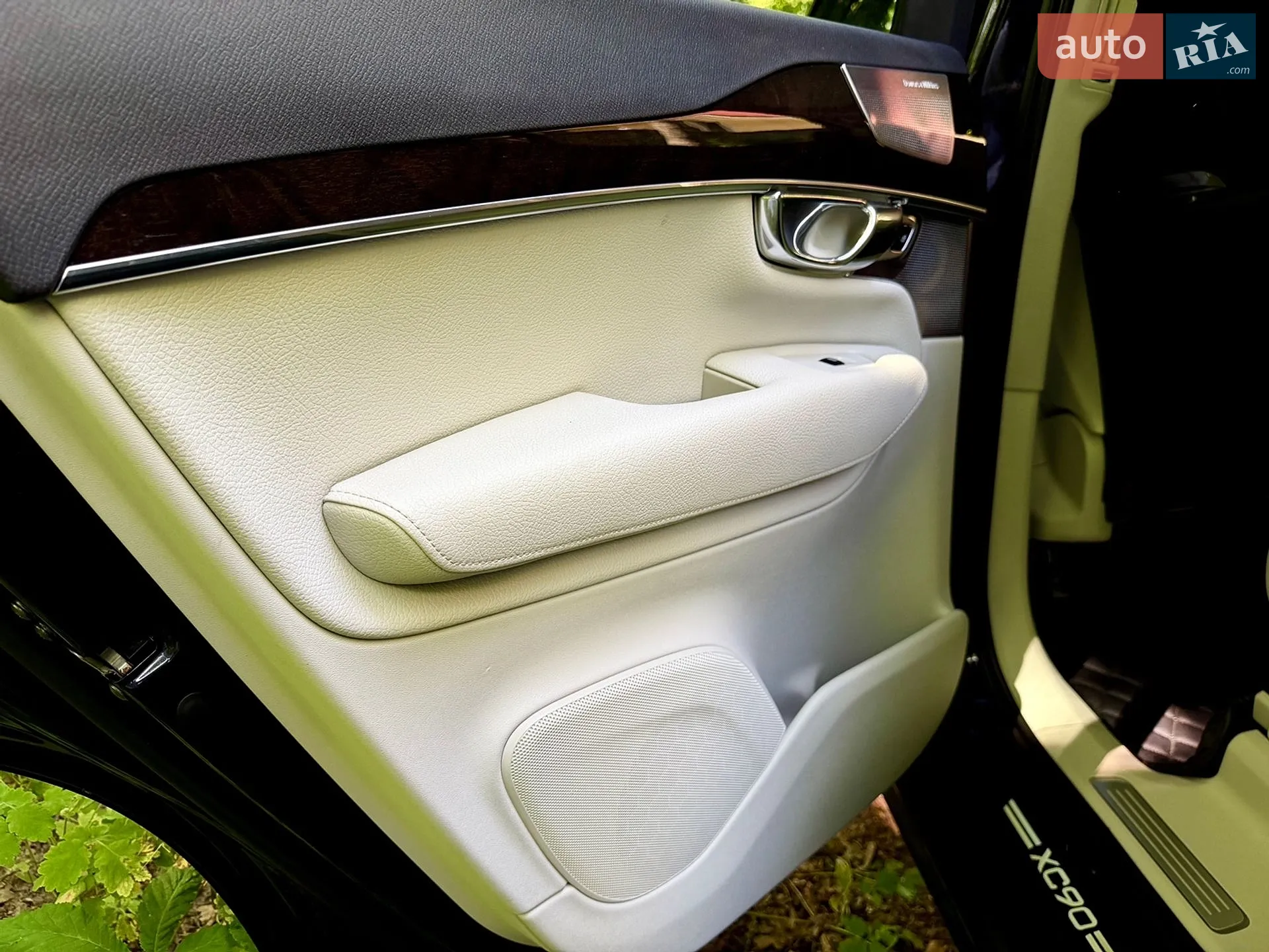 2016 Volvo XC90 - мініатюра 11