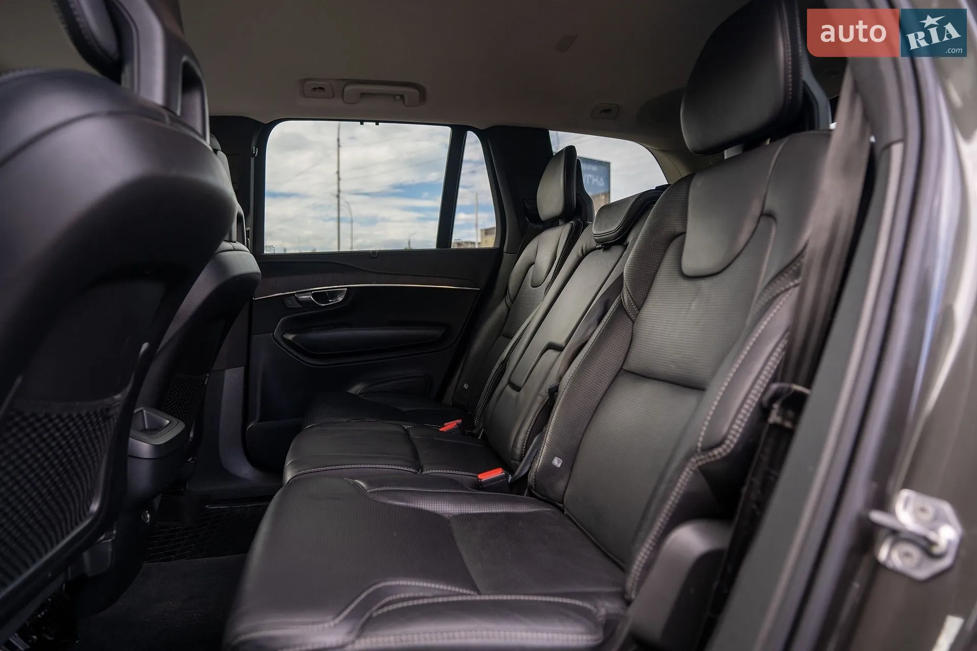 2020 Volvo XC90 - мініатюра 28