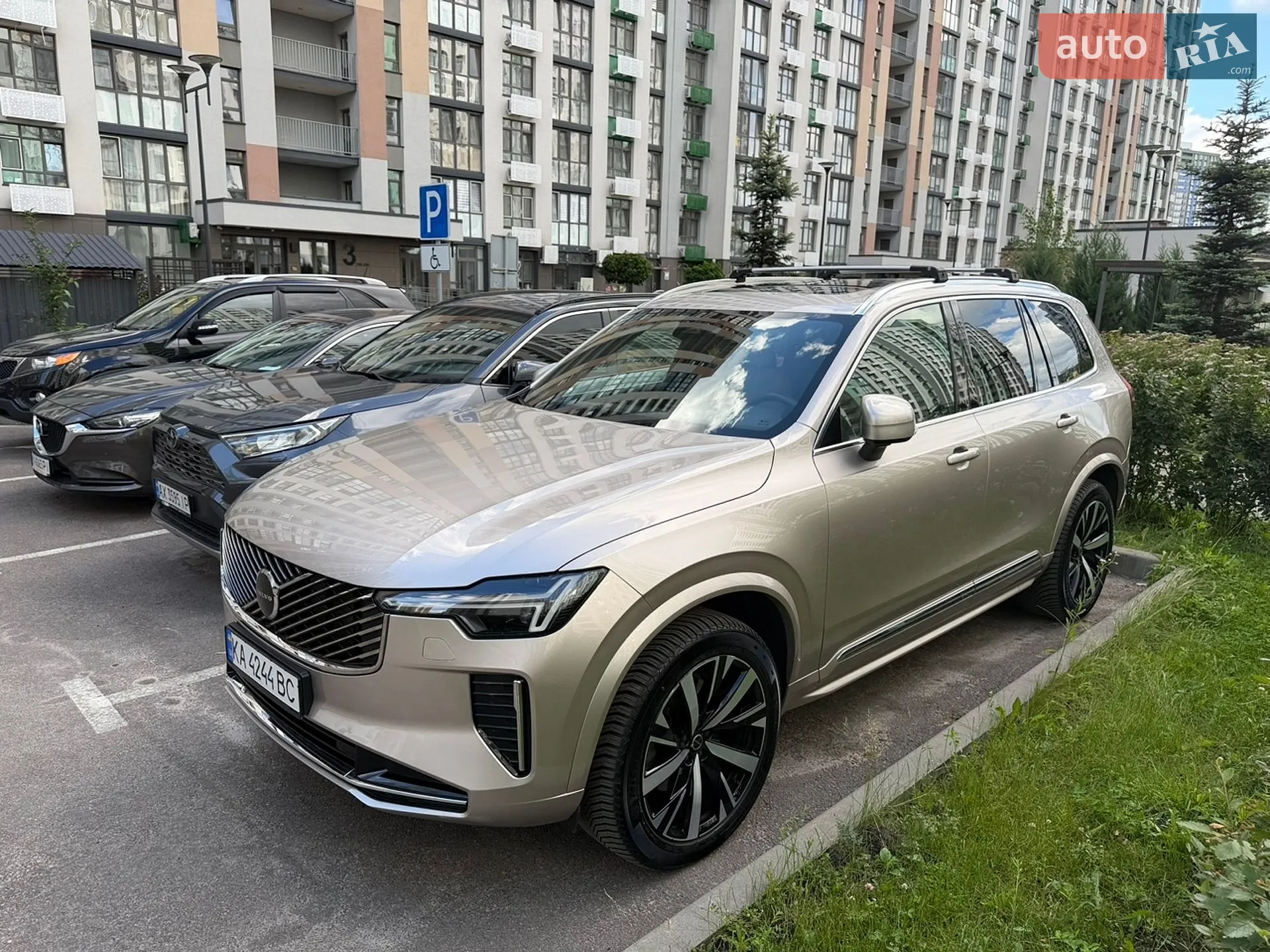 2025 Volvo XC90 - мініатюра 2