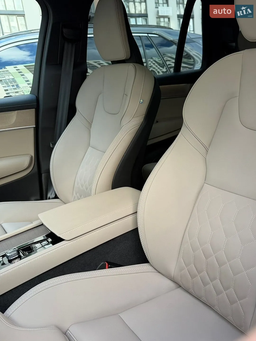 2025 Volvo XC90 - мініатюра 18