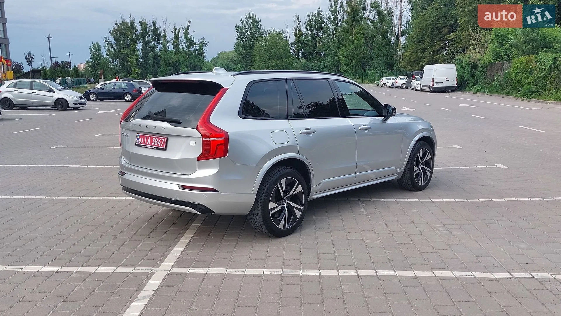 2022 Volvo XC90 - мініатюра 3
