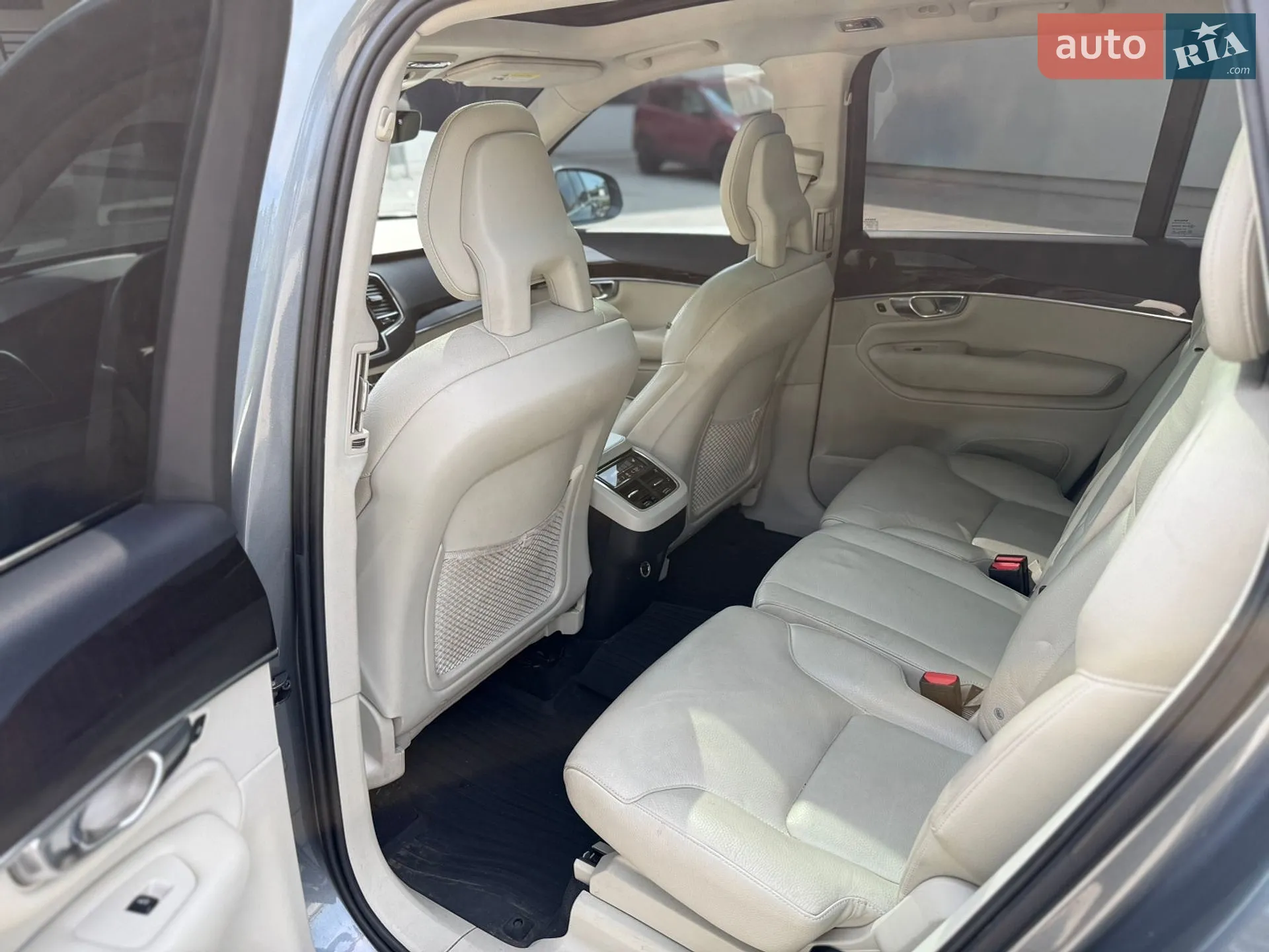 2016 Volvo XC90 - мініатюра 28