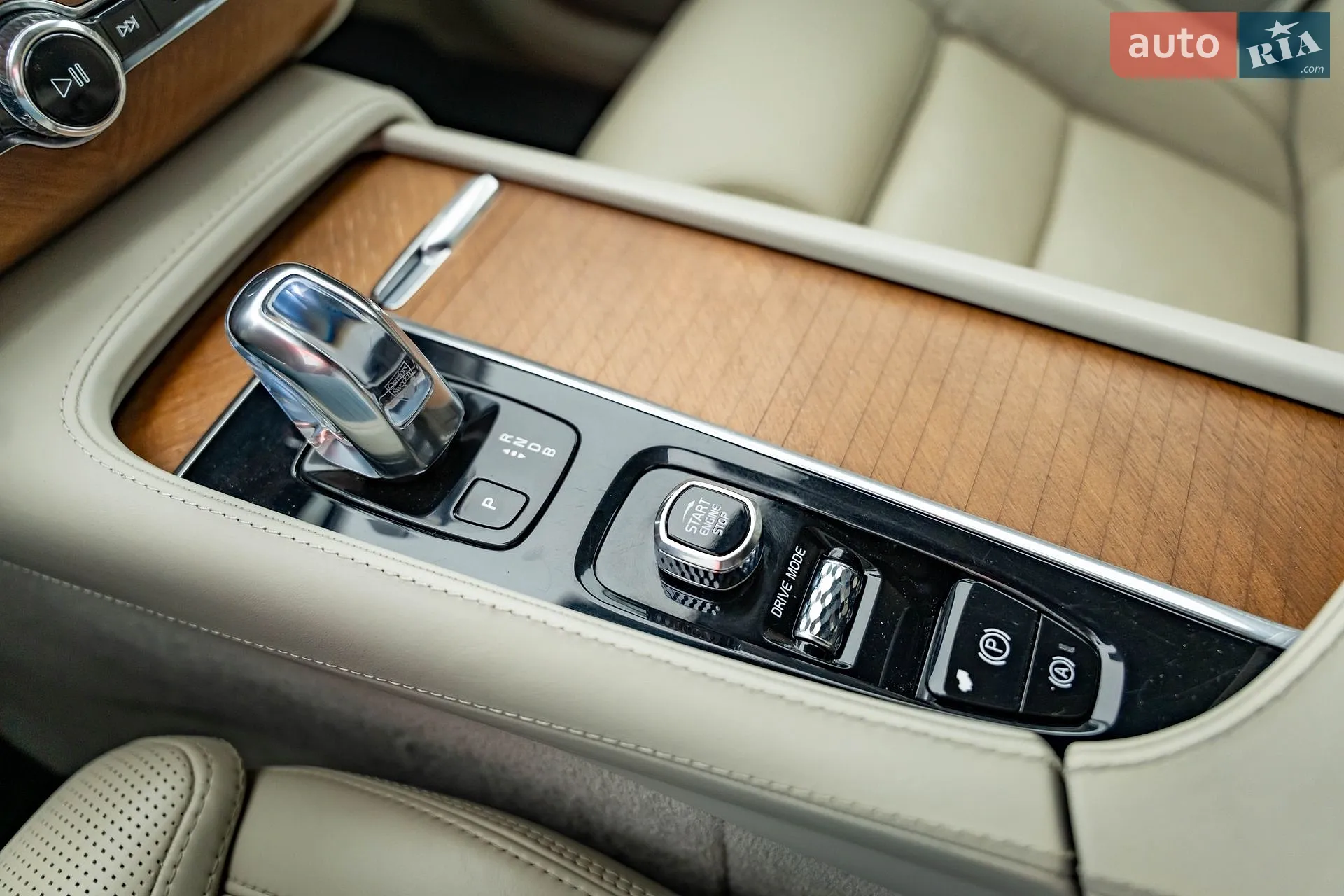 2018 Volvo XC90 - мініатюра 23