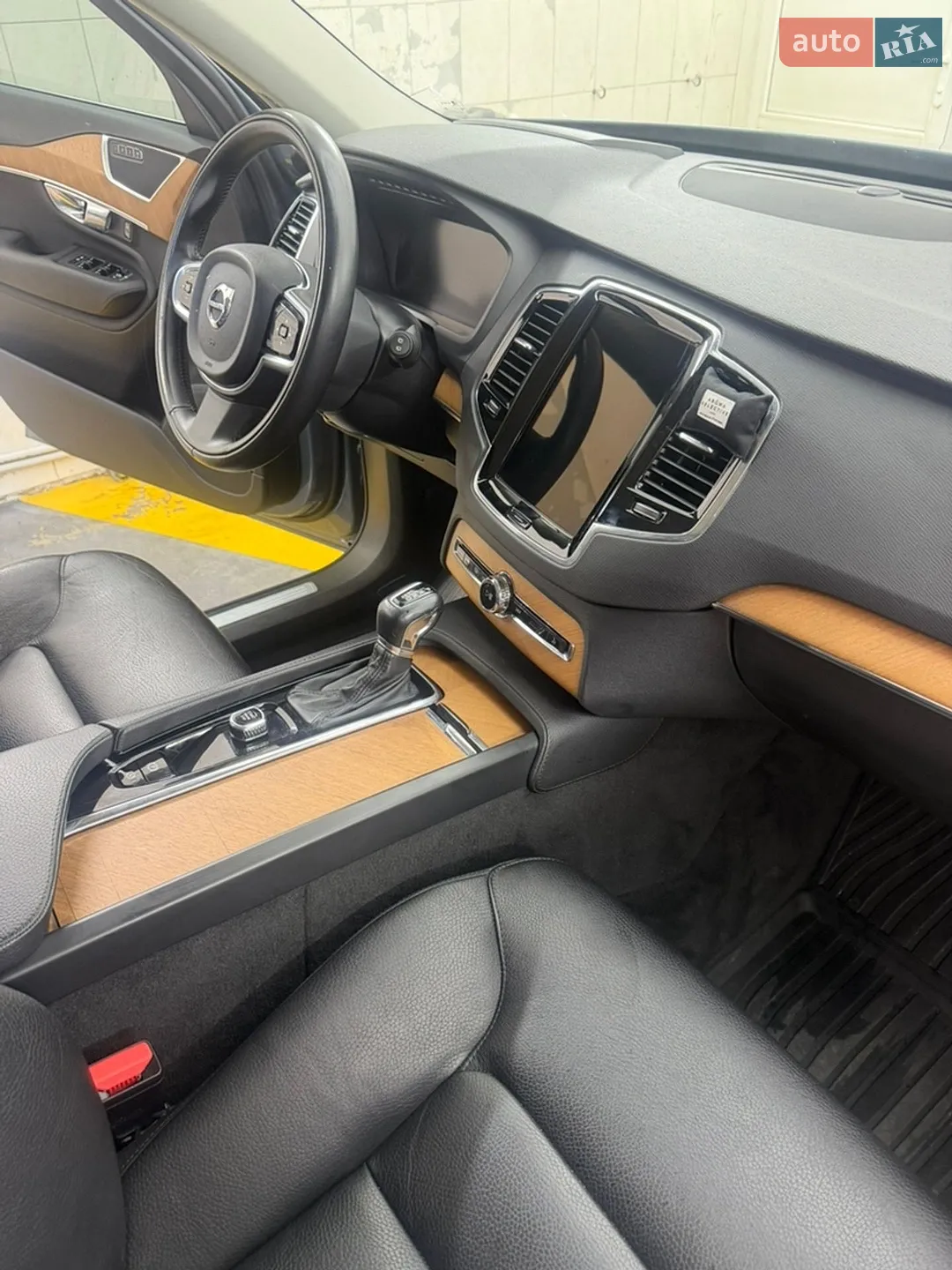 2022 Volvo XC90 - мініатюра 3