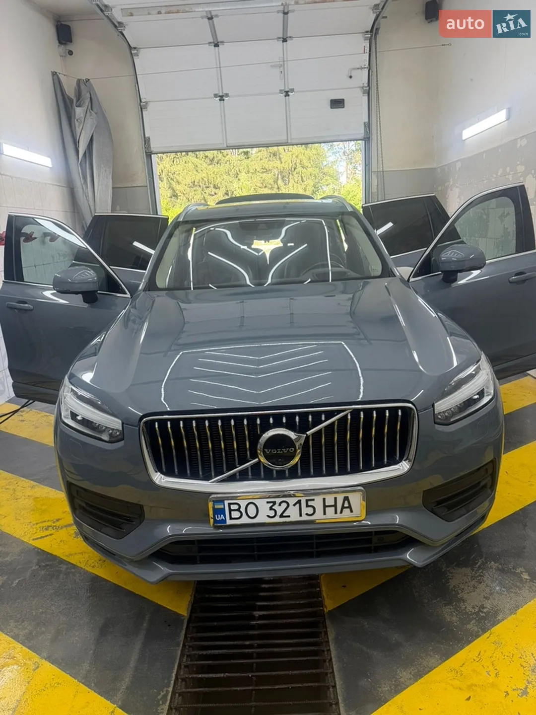 2022 Volvo XC90 - фото 1