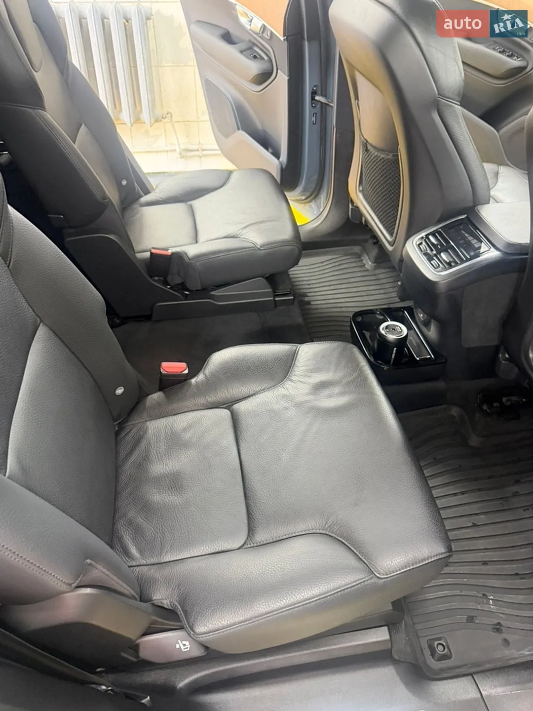 2022 Volvo XC90 - мініатюра 7