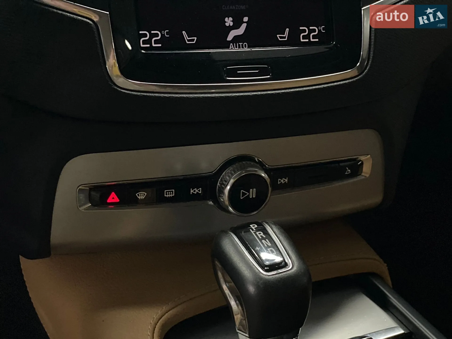 2015 Volvo XC90 - мініатюра 20