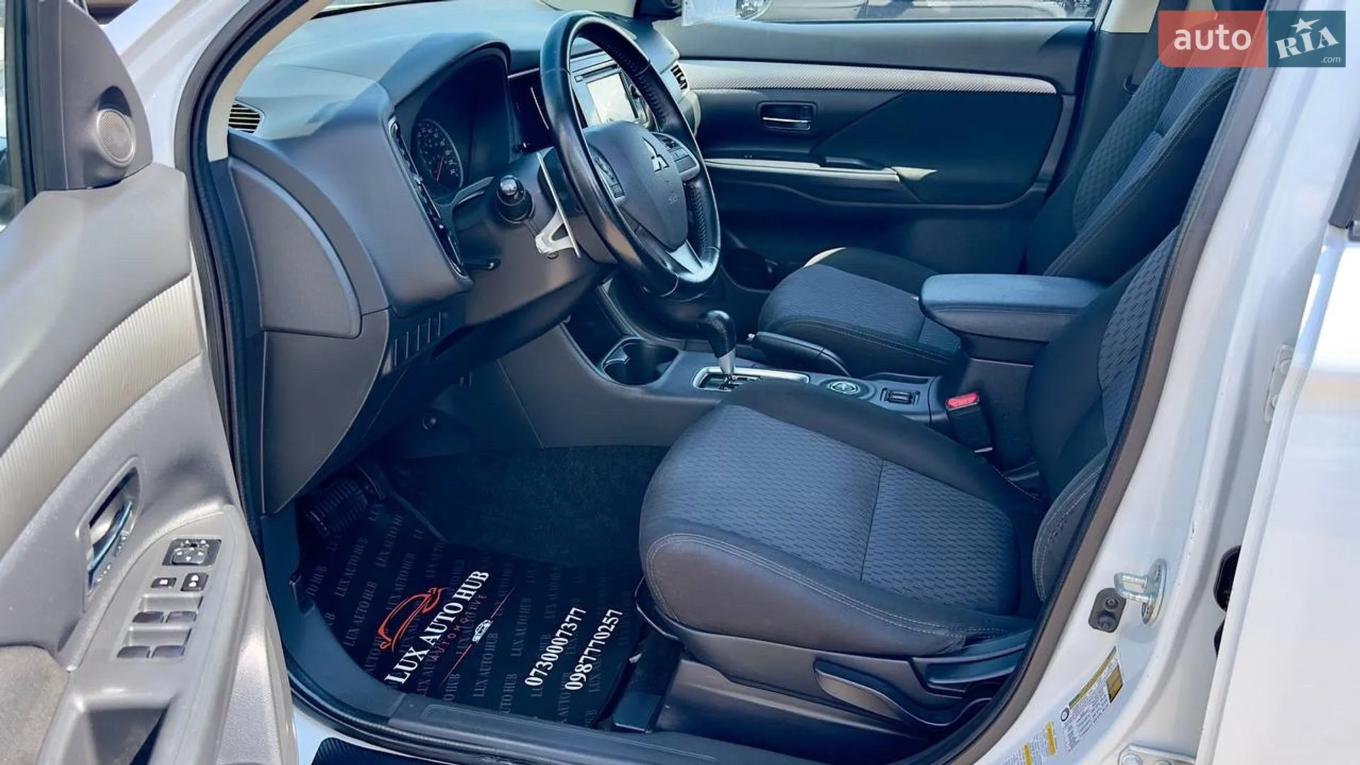 2023 Volvo XC90 - мініатюра 240