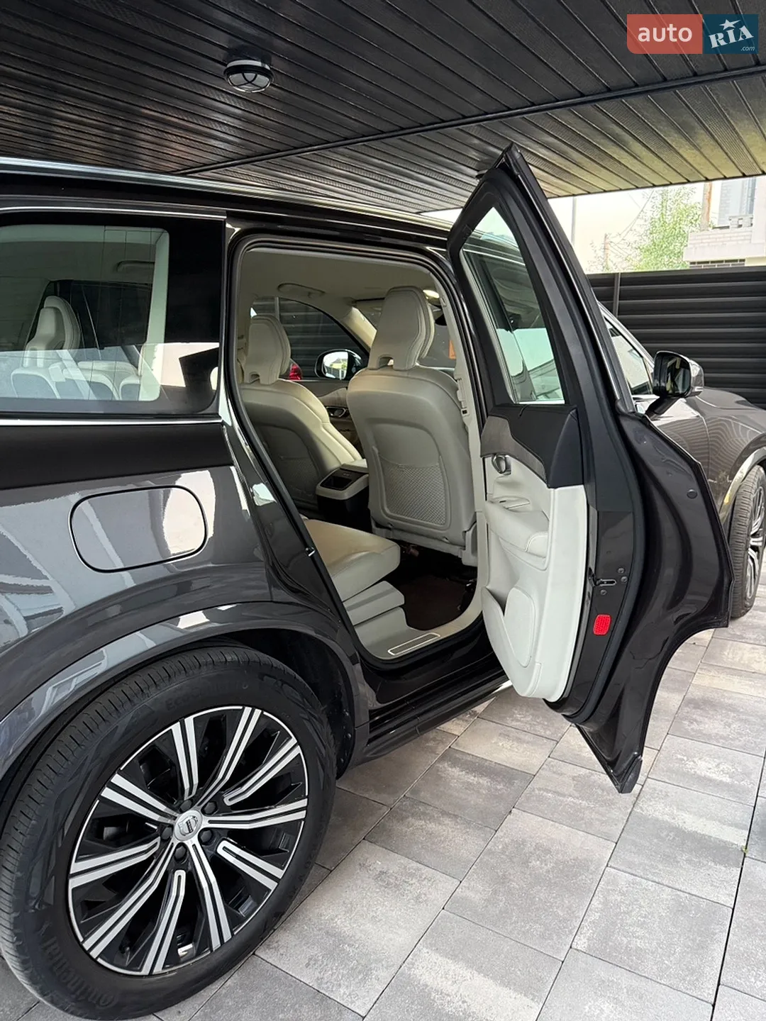 2022 Volvo XC90 - мініатюра 6