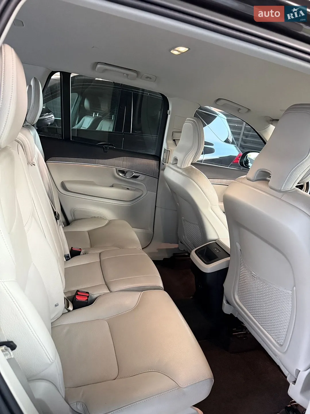 2022 Volvo XC90 - мініатюра 7