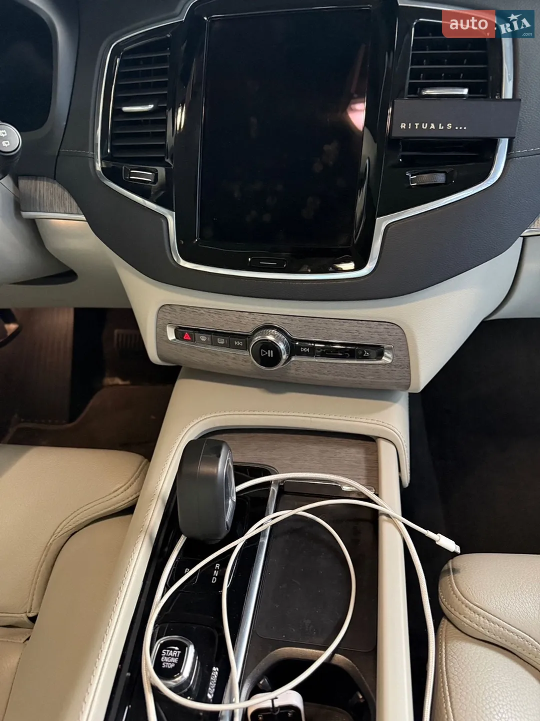 2022 Volvo XC90 - мініатюра 9