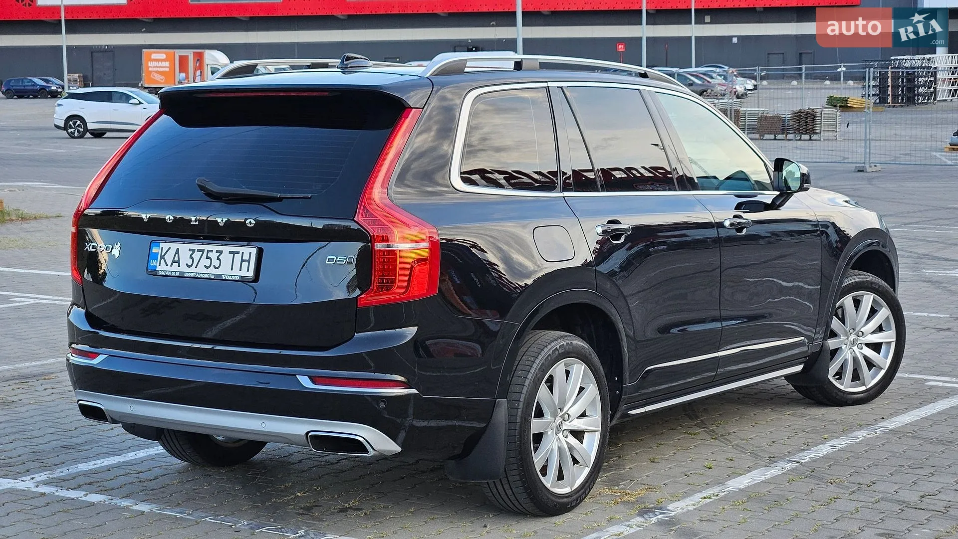 2015 Volvo XC90 - мініатюра 6