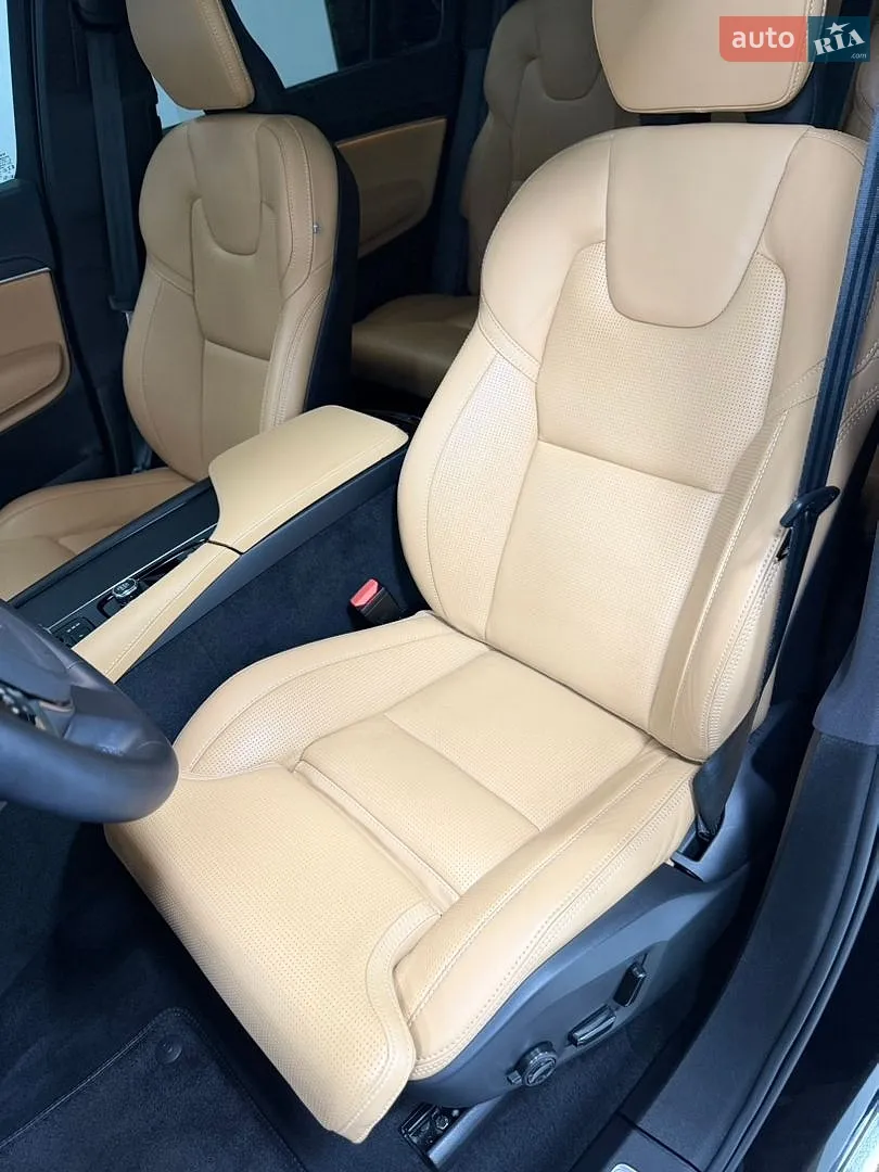 2023 Volvo XC90 - мініатюра 13