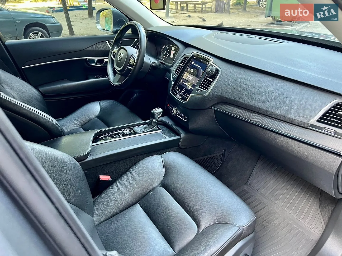 2020 Volvo XC90 - мініатюра 15