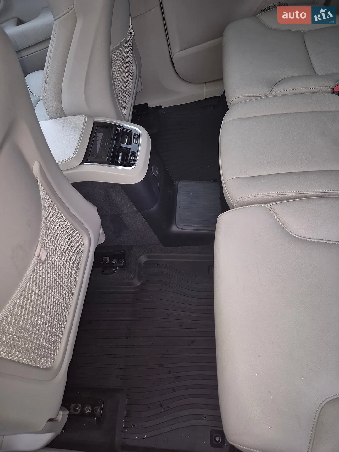 2020 Volvo XC90 - мініатюра 42