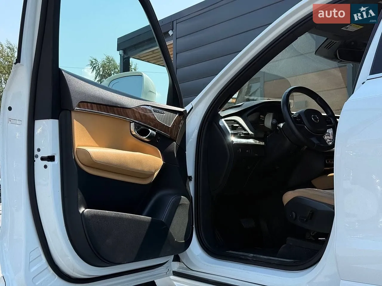 2016 Volvo XC90 - мініатюра 18