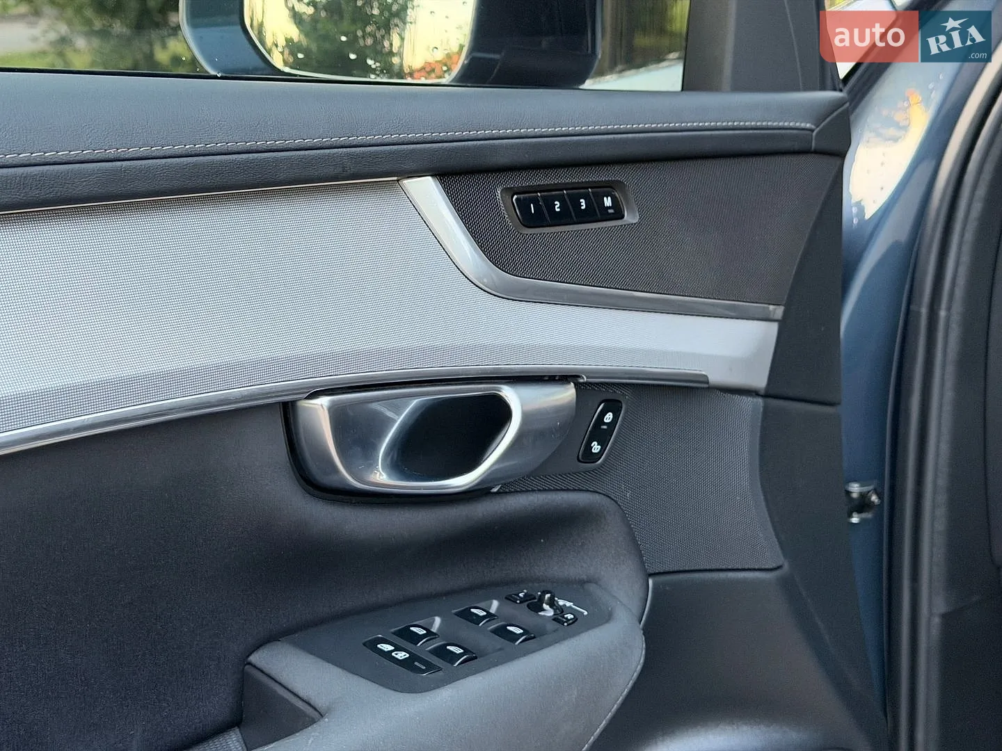 2025 Volvo XC90 - мініатюра 17