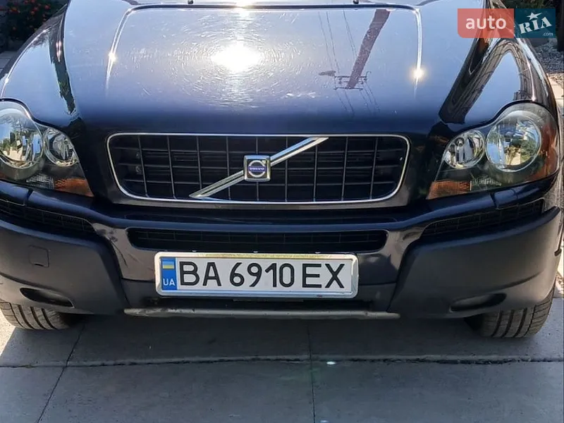 Volvo XC90 2004