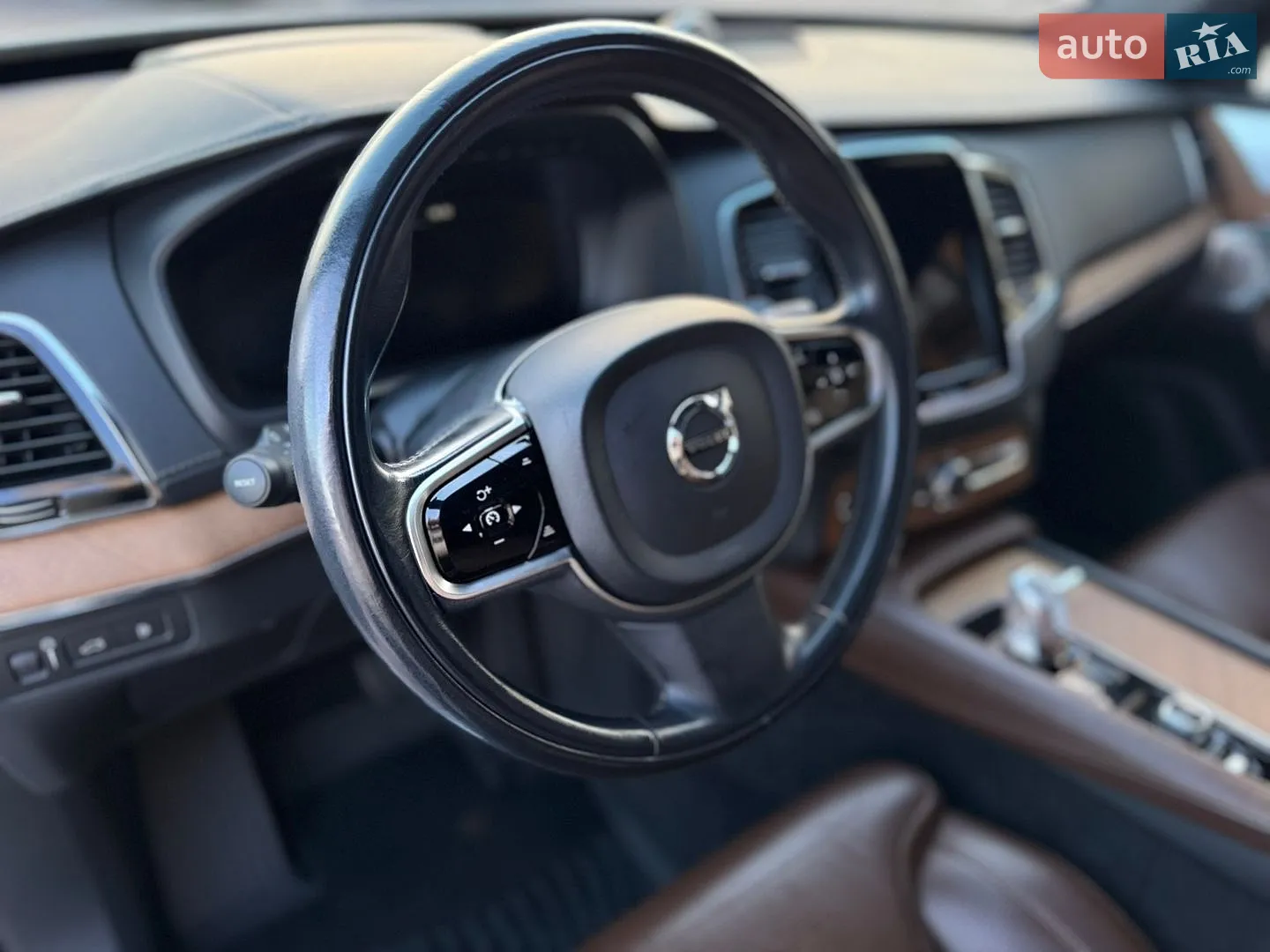 2017 Volvo XC90 - мініатюра 18