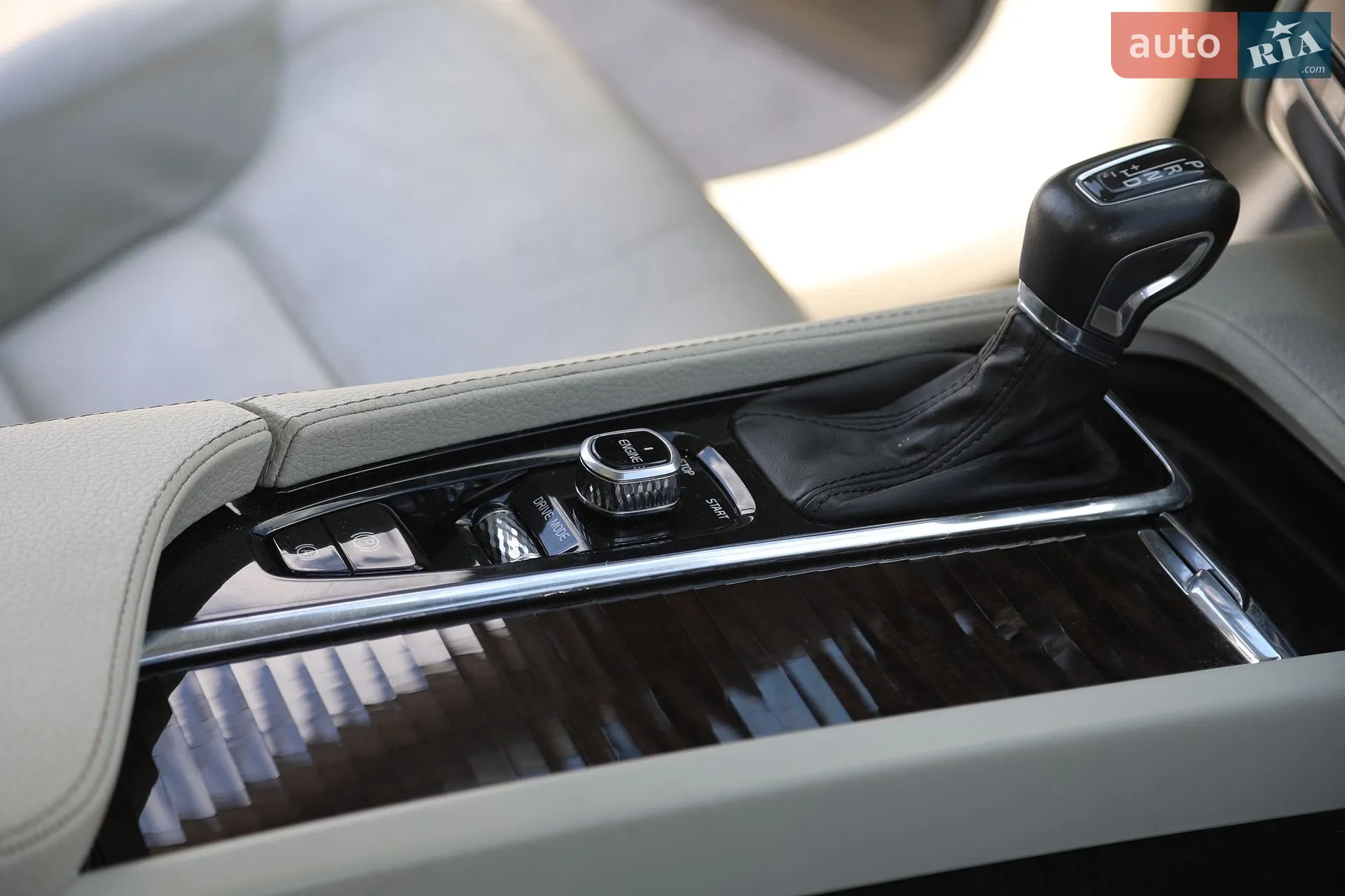 2017 Volvo XC90 - мініатюра 24