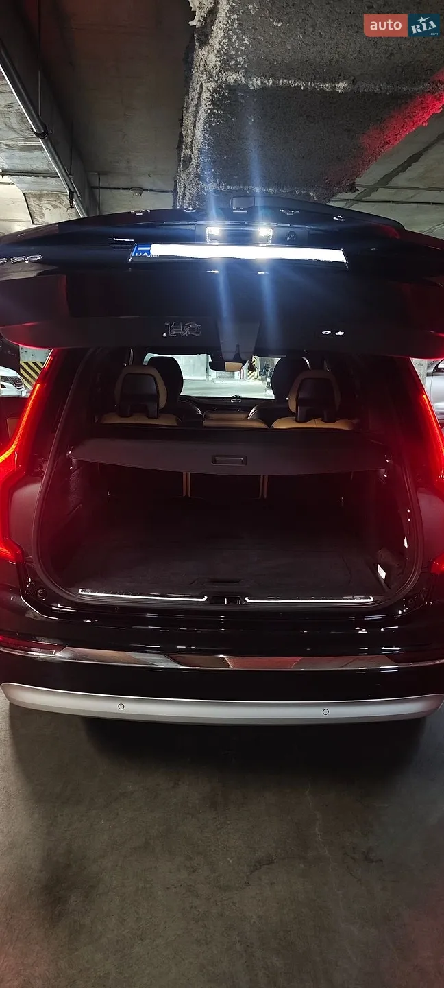 2022 Volvo XC90 - мініатюра 9