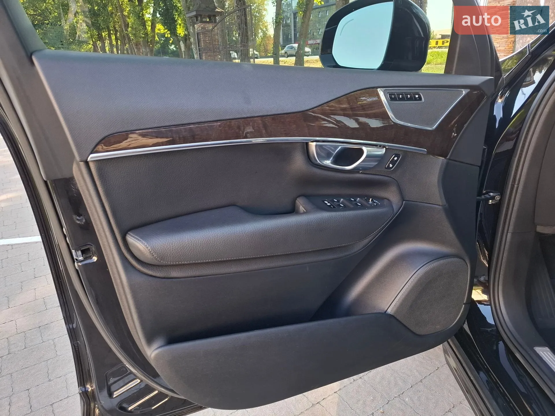 2016 Volvo XC90 - мініатюра 11