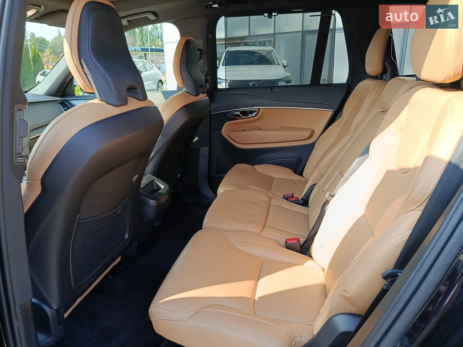 2024 Volvo XC90 - мініатюра 16