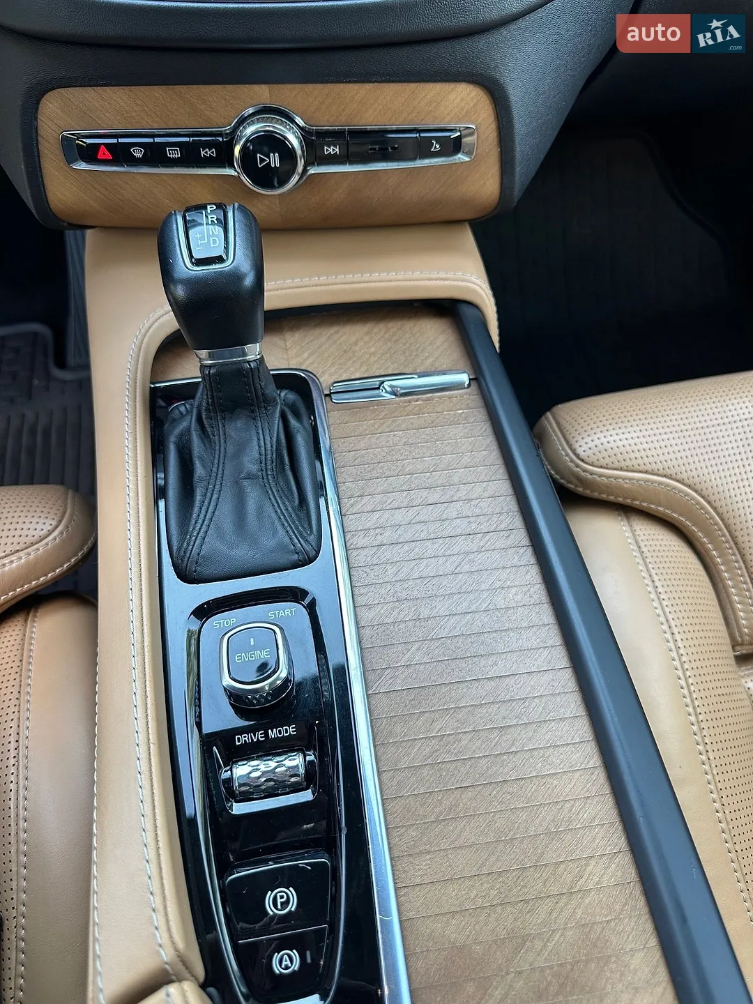 2015 Volvo XC90 - мініатюра 21