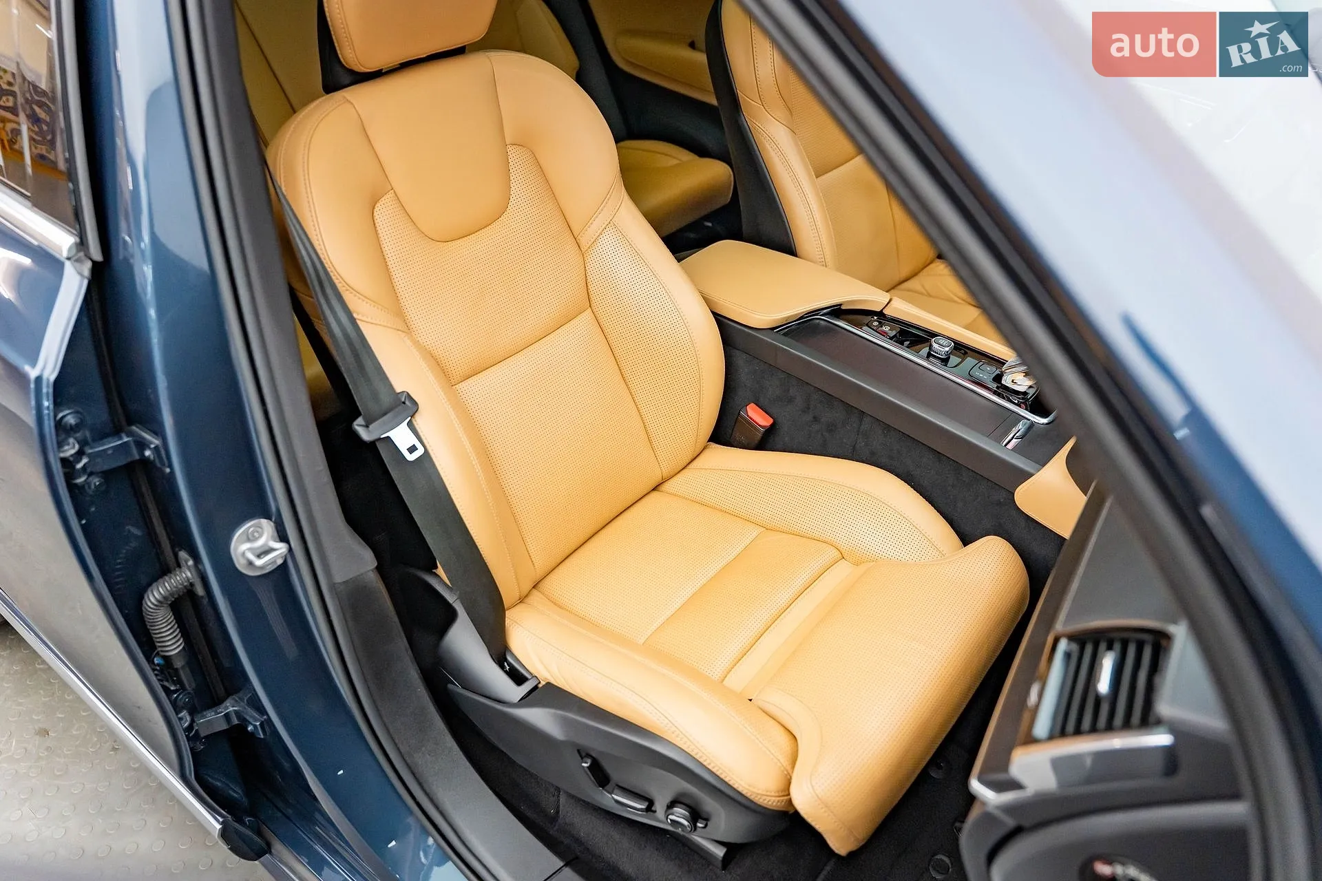 2022 Volvo XC90 - мініатюра 24