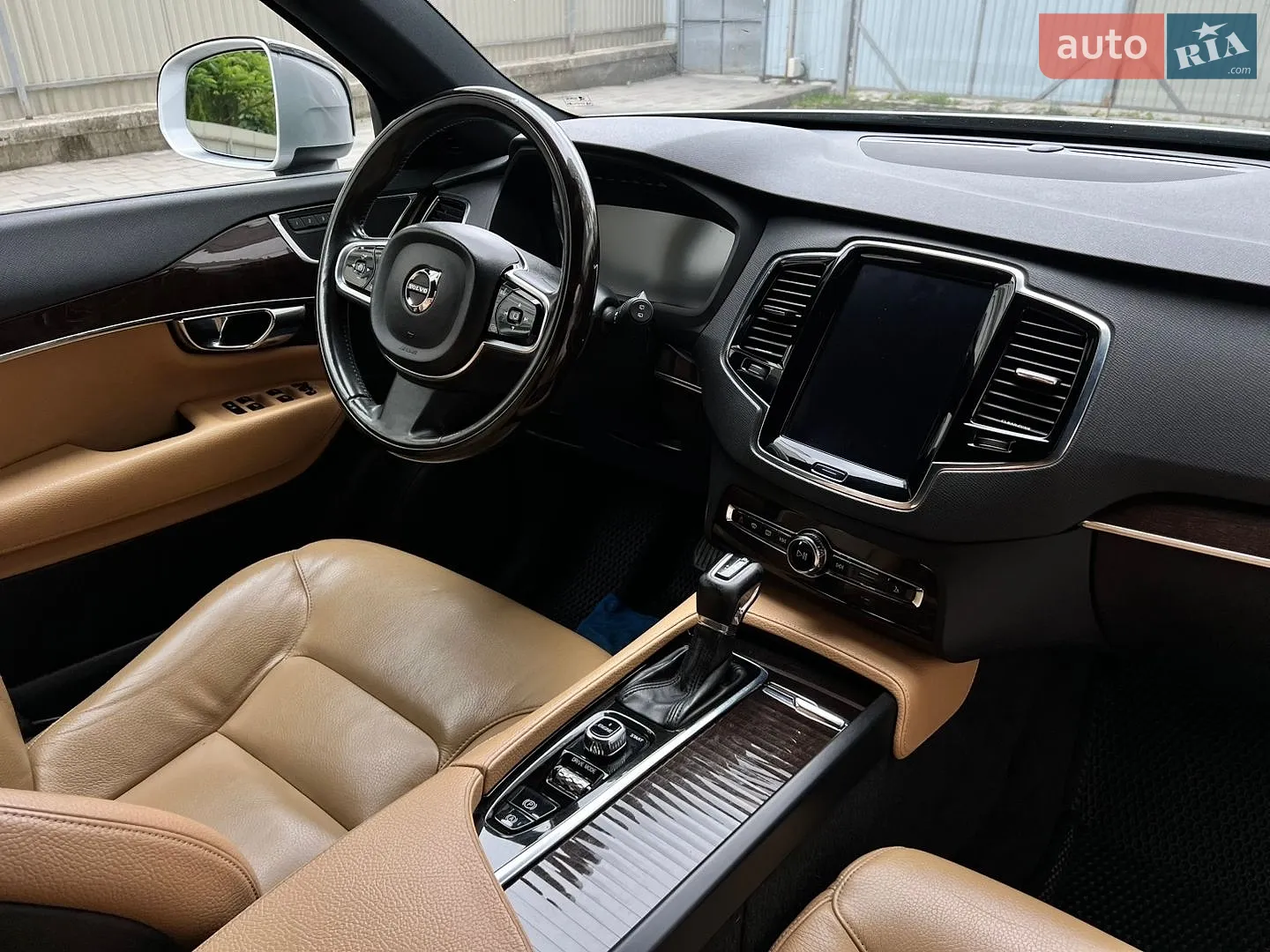 2015 Volvo XC90 - мініатюра 11