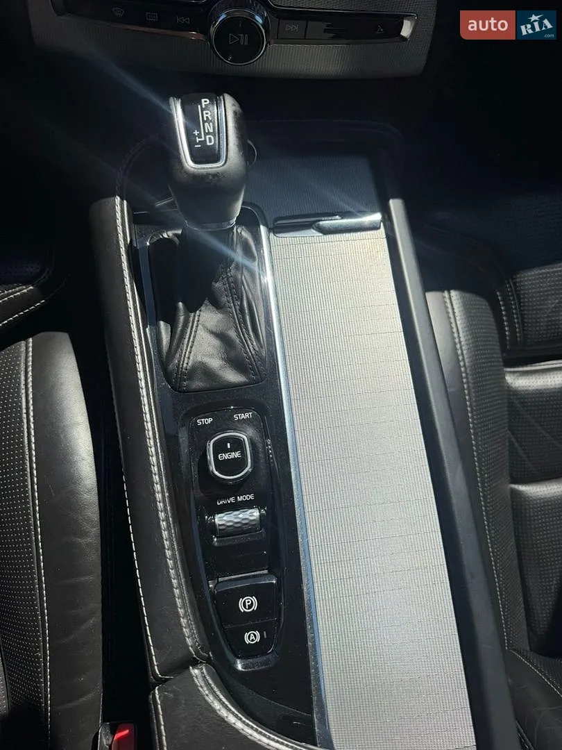 2015 Volvo XC90 - мініатюра 18