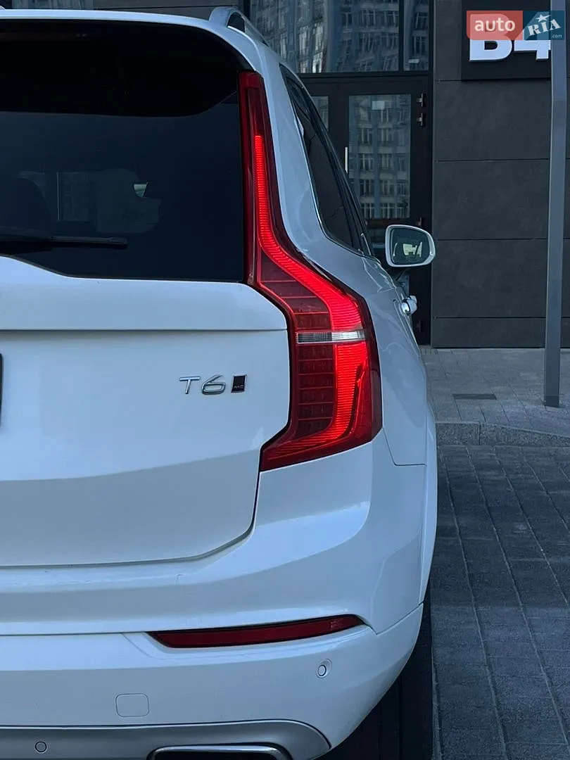 2017 Volvo XC90 - мініатюра 16
