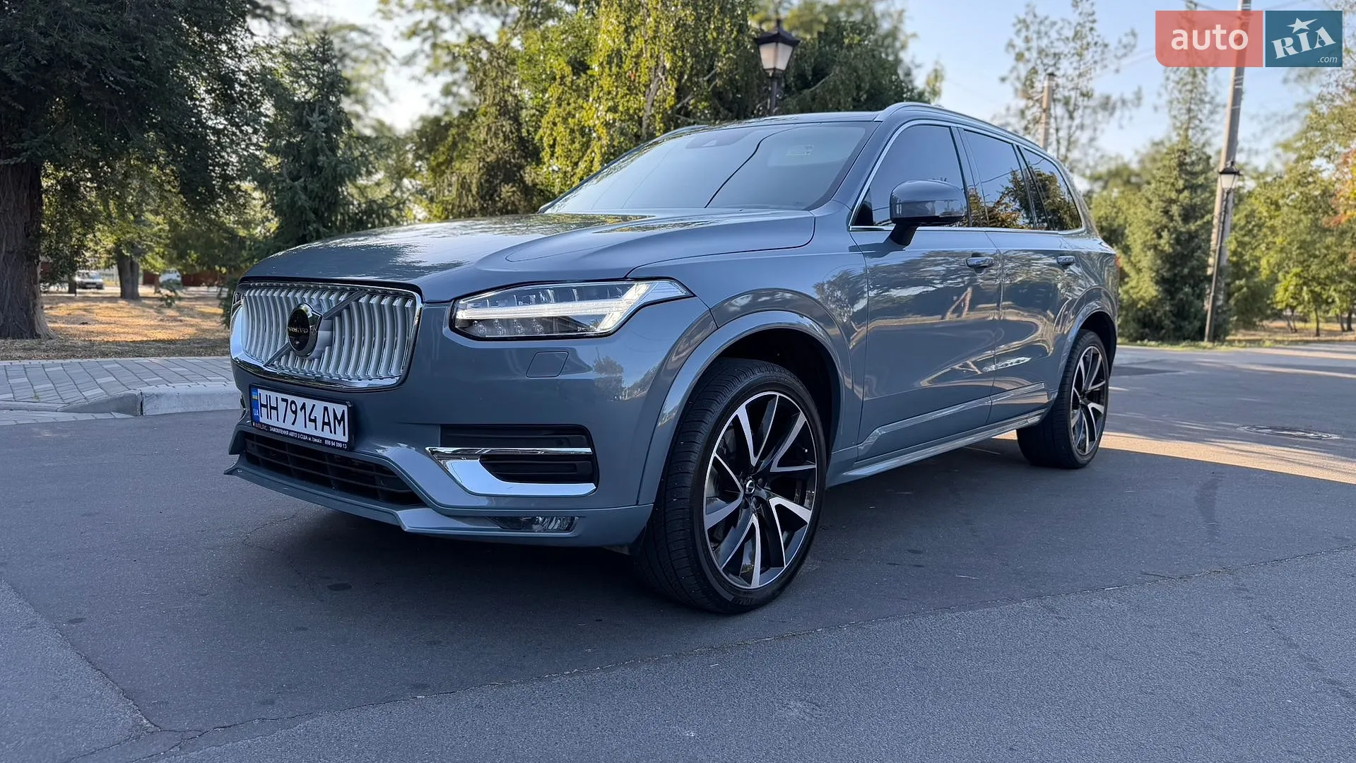2021 Volvo XC90 - фото 1