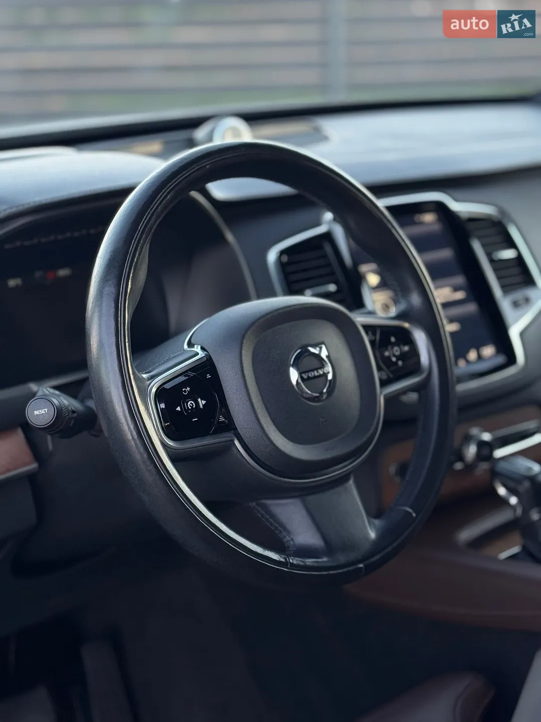 2017 Volvo XC90 - мініатюра 16
