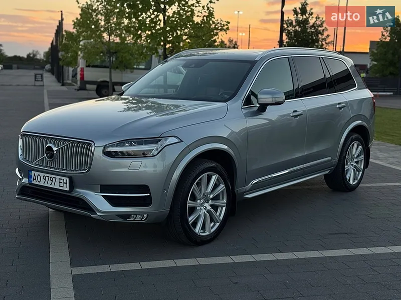 Volvo XC90
