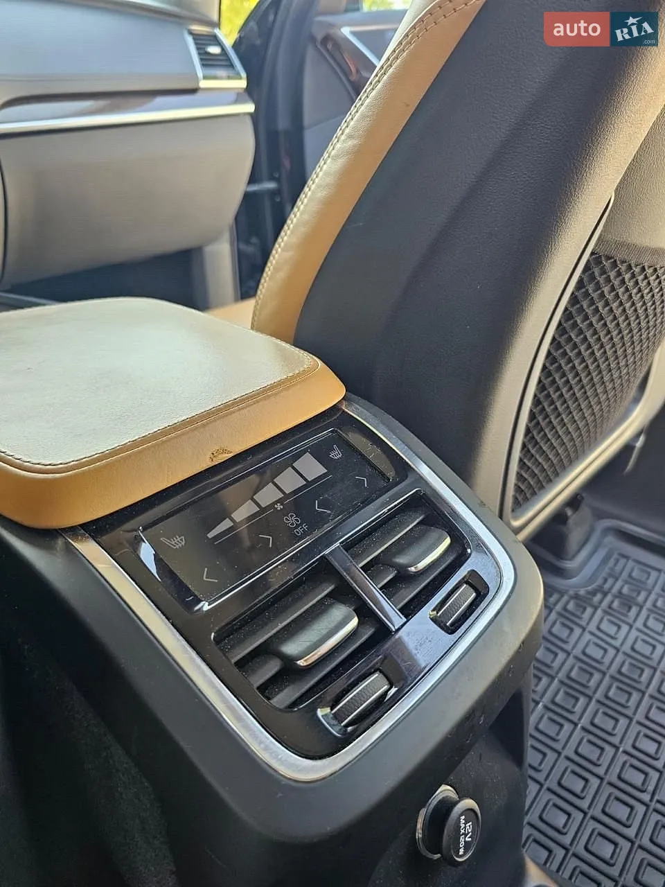 2016 Volvo XC90 - мініатюра 23