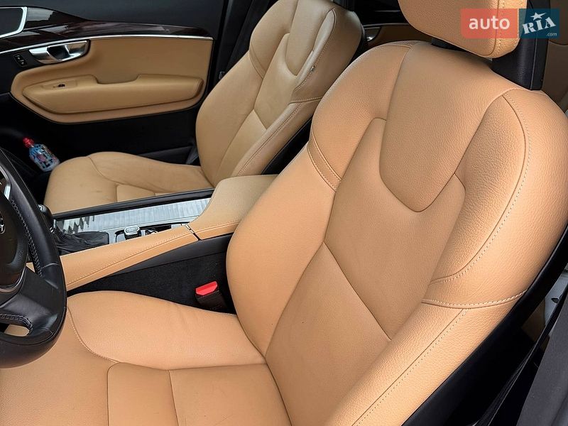 Позашляховик / Кросовер Volvo XC90 2018 в Києві